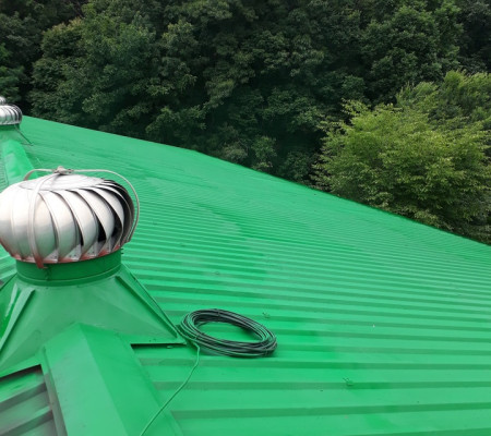 고밀도 우레탄폼으로 단단한 외장 지붕 시공사례